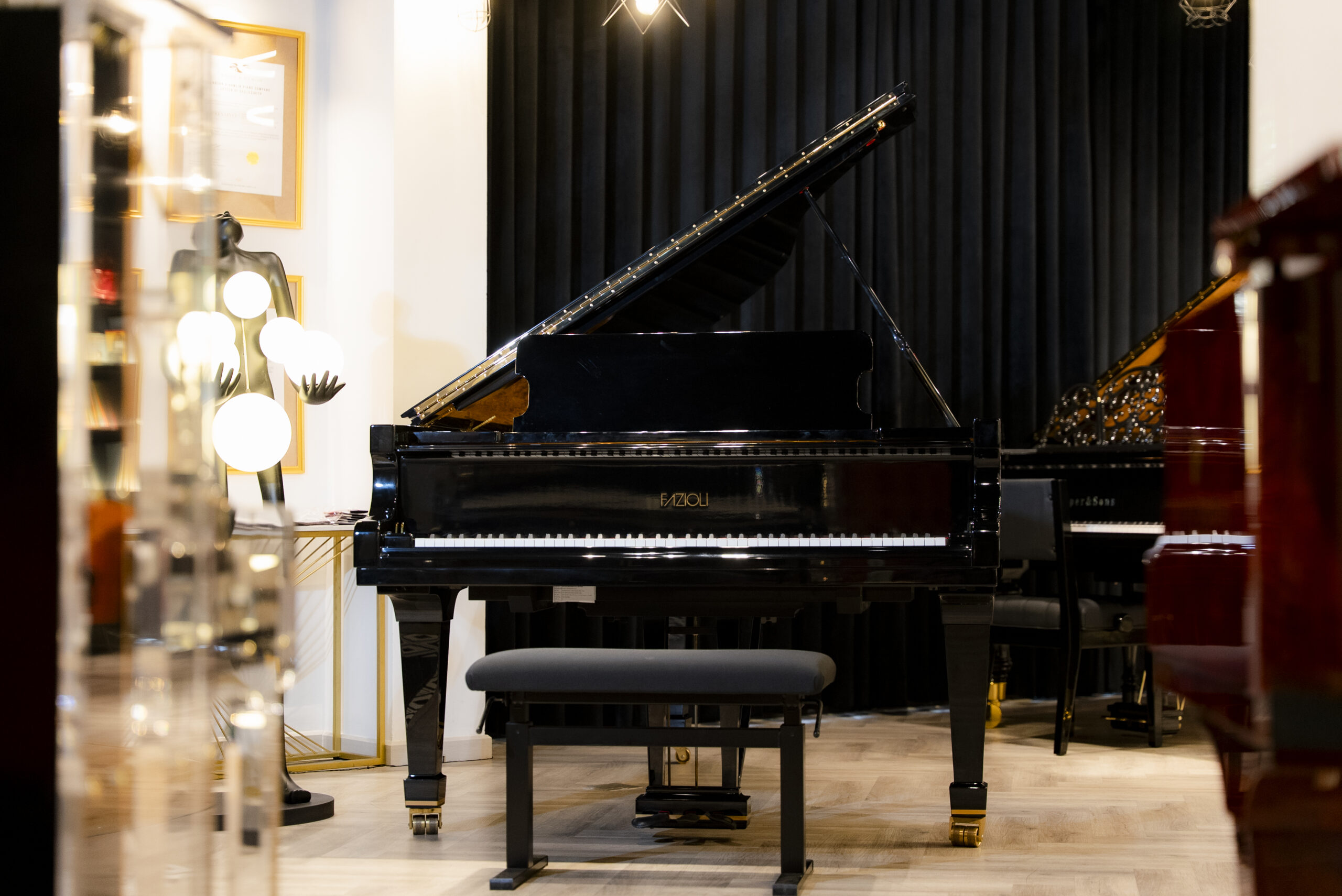 Fazioli F212 Grand tại Showroom Impressivo